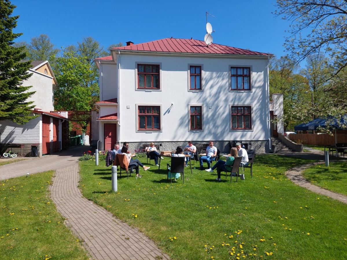 Villa Meri Apartments 페르누 외부 사진