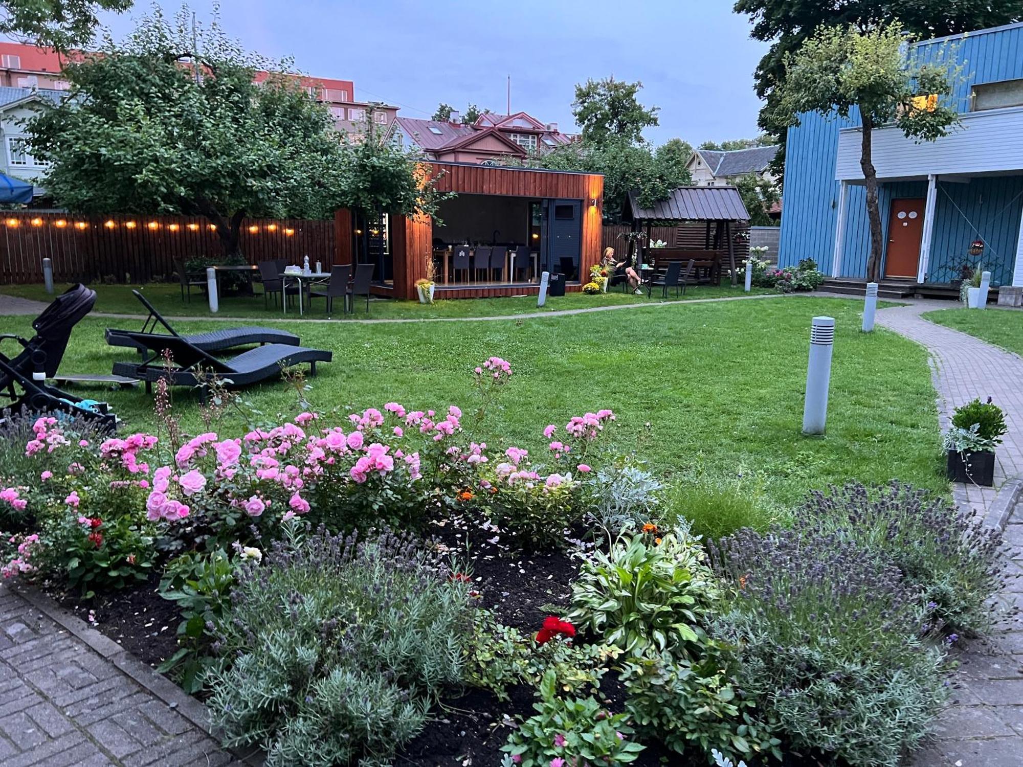 Villa Meri Apartments 페르누 외부 사진