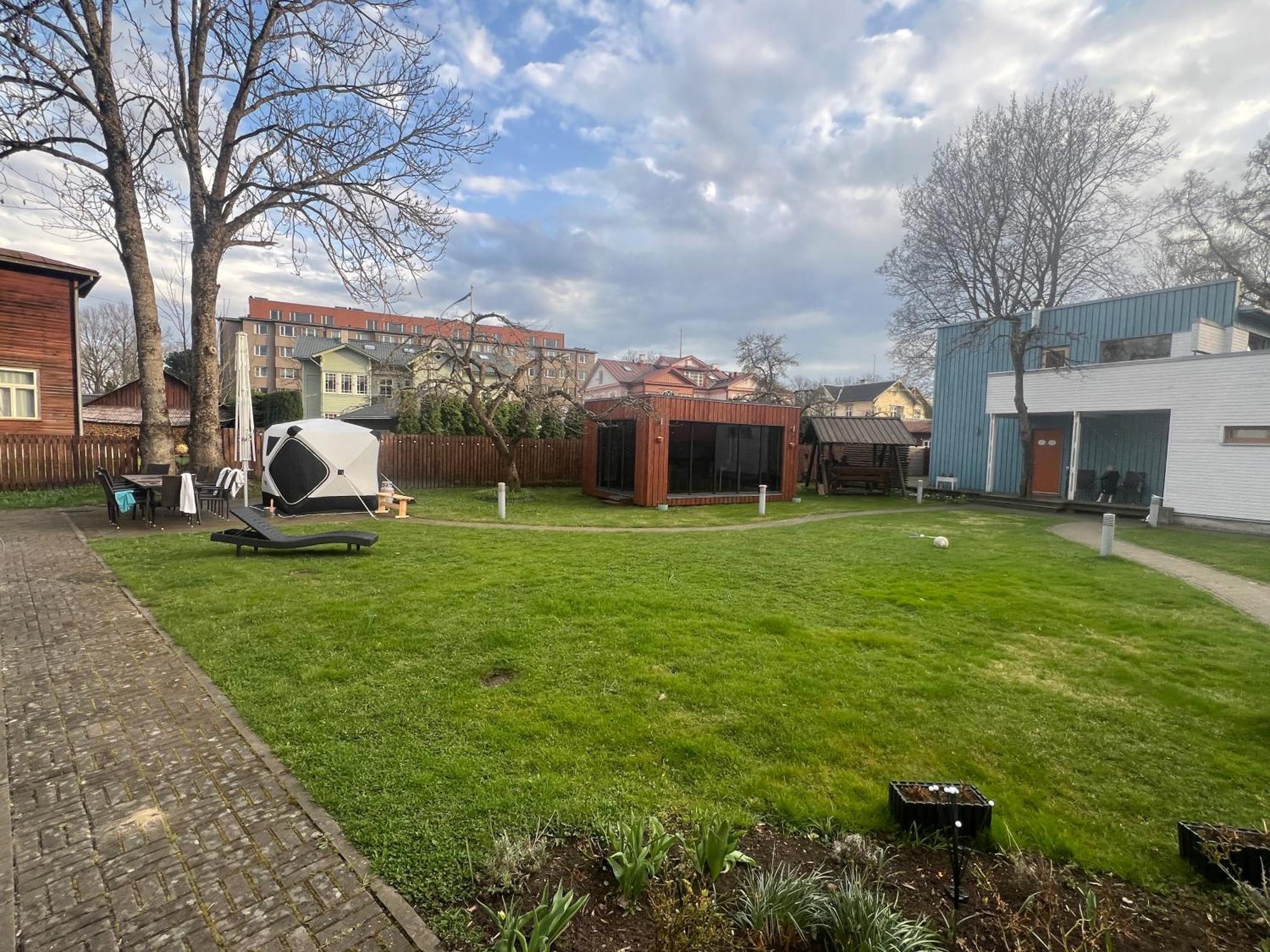 Villa Meri Apartments 페르누 외부 사진