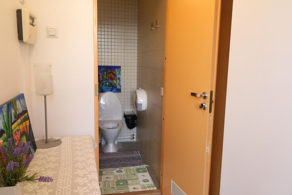Villa Meri Apartments 페르누 외부 사진