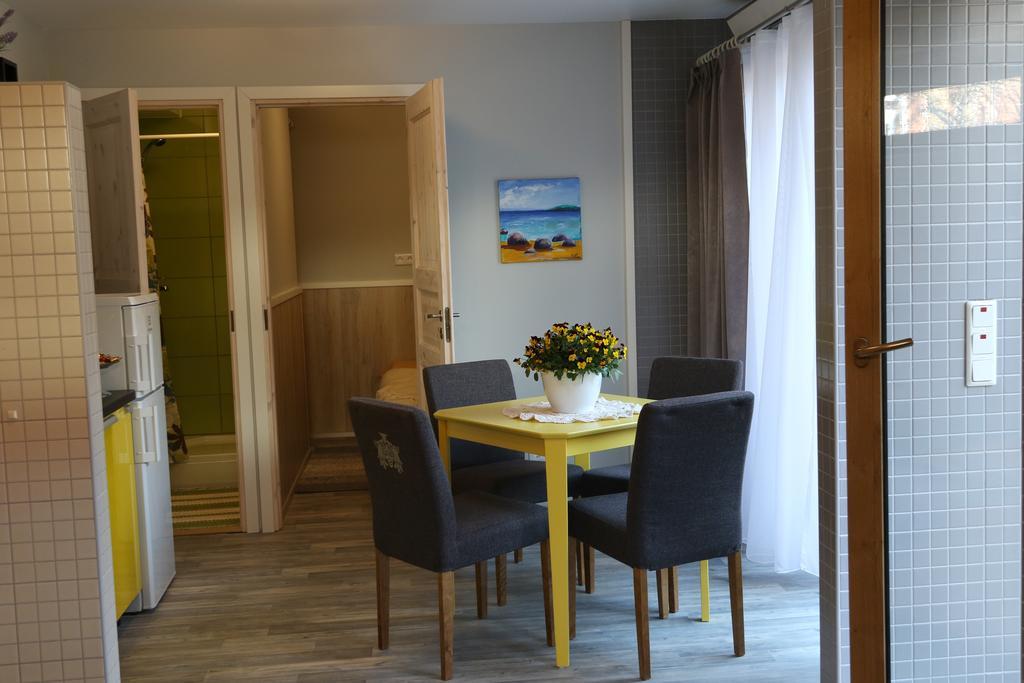 Villa Meri Apartments 페르누 외부 사진